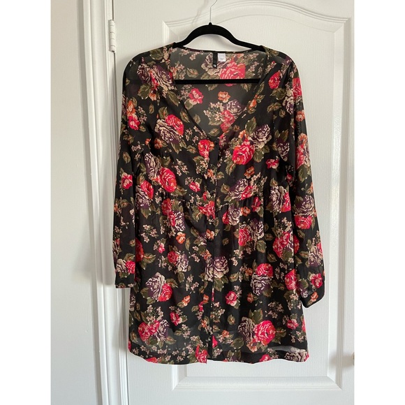 H&M button front floral blouse - Picture 1 of 3